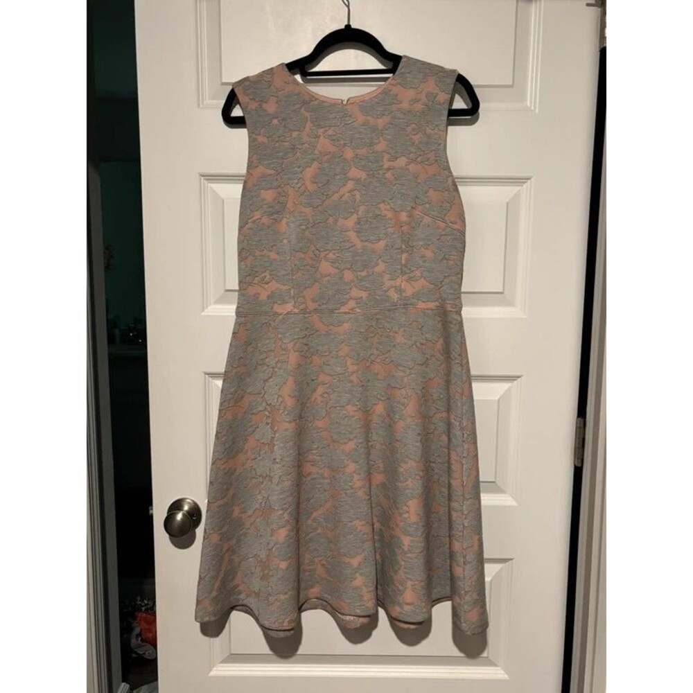Maggy London Size 14 Pink Gray Floral Jacquard Fit Flare Dress